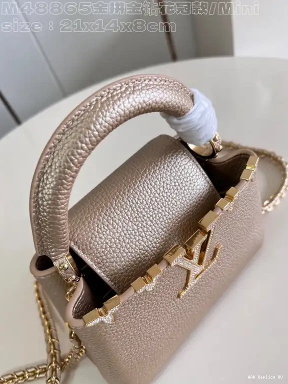 Aaa replica ru VUITTON LOUIS CAPUCINES MINI-21*14*8CM 0519